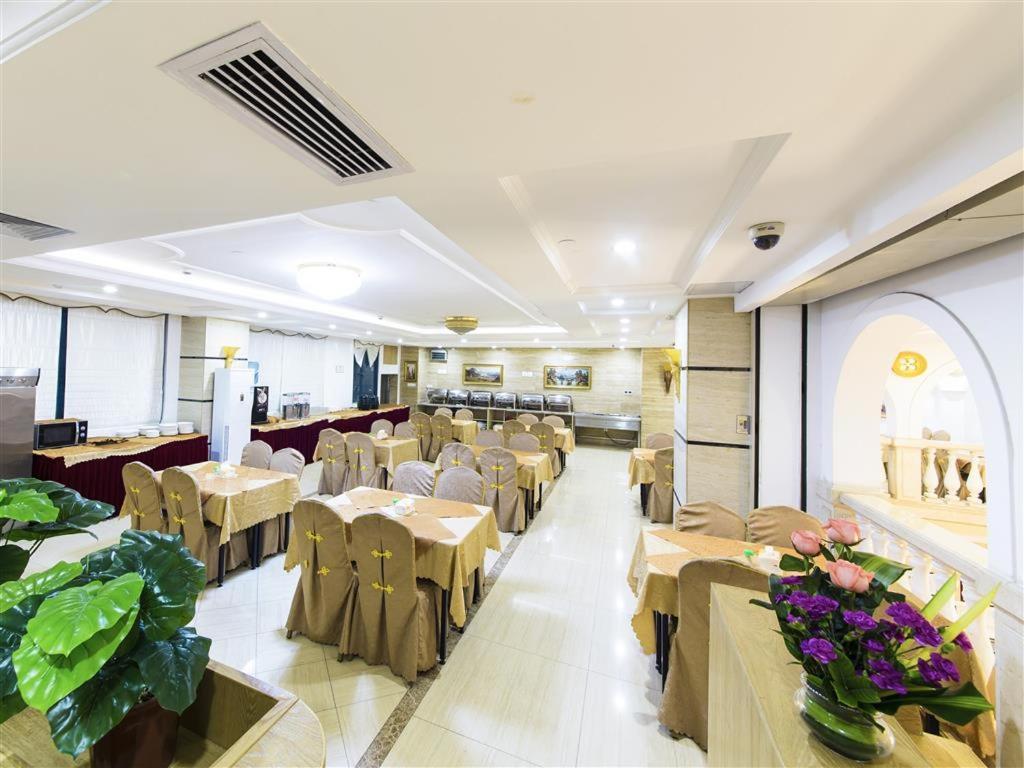 维也纳酒店湛江海滨大道店 外观 照片